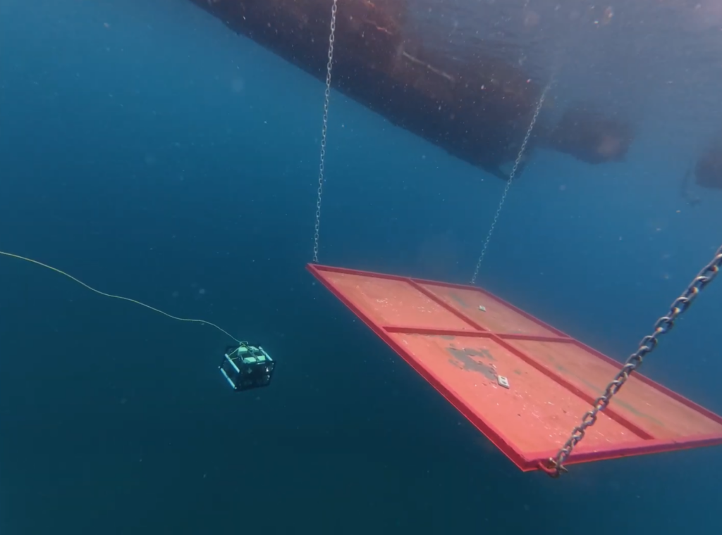 水中ドローン_水中ロボット_MizLinx_UUV_海中